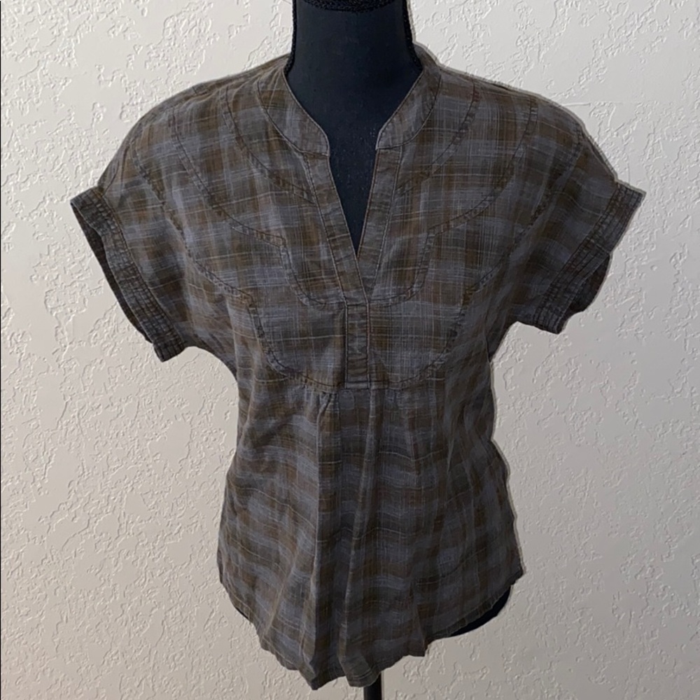 Women’s fossil top size medium